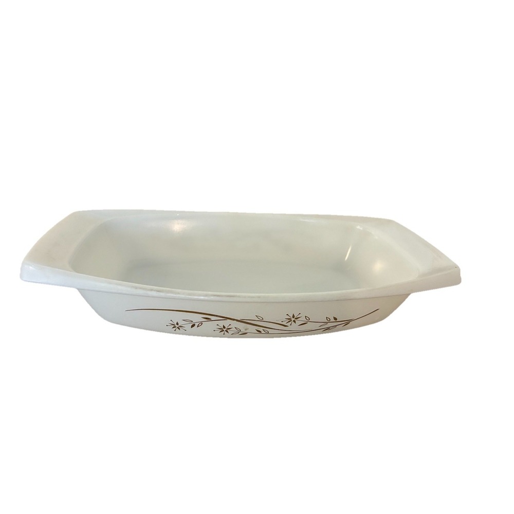 Pyrex Golden Honeysuckle Casserole‎ Dish No. 033. 1-1/2 Quart Vintage *no lid